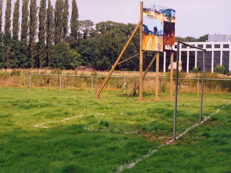 Overzicht van het veldsegment en het aannemersbord binnen de Playtime installatie in het Dommelgebied.